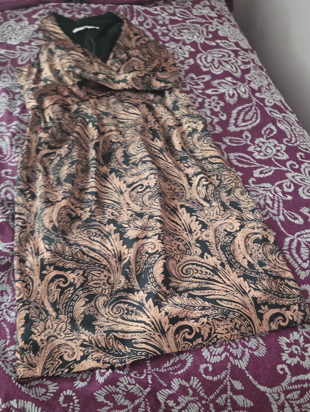 Black & Gold Paisley Sleeveless Dress - Brand